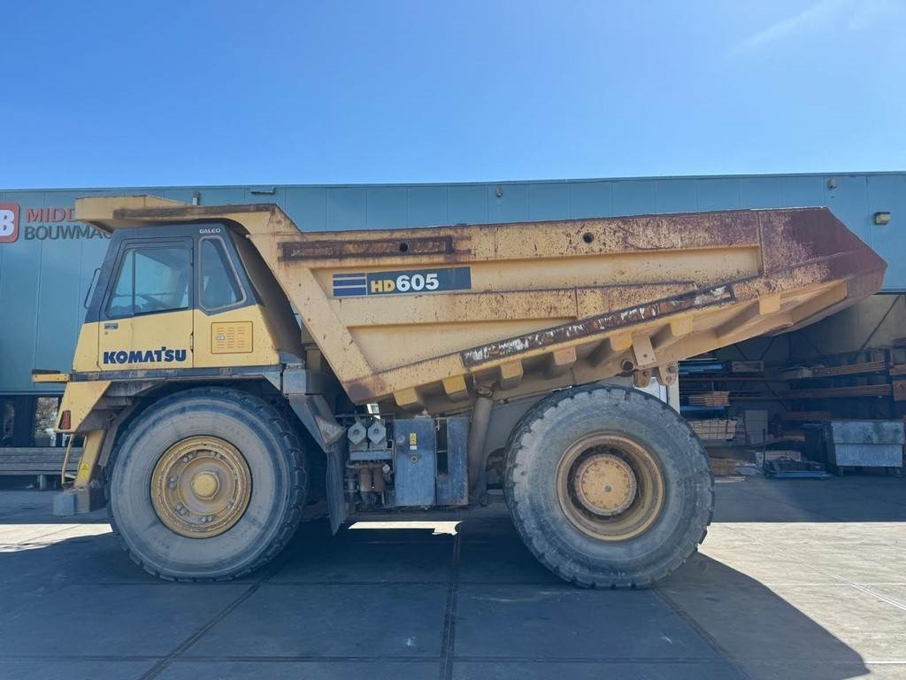 Komatsu HD605-7 - 미니 덤프 : 사진 1 Komatsu HD605-7 - 미니 덤프 : 사진 1