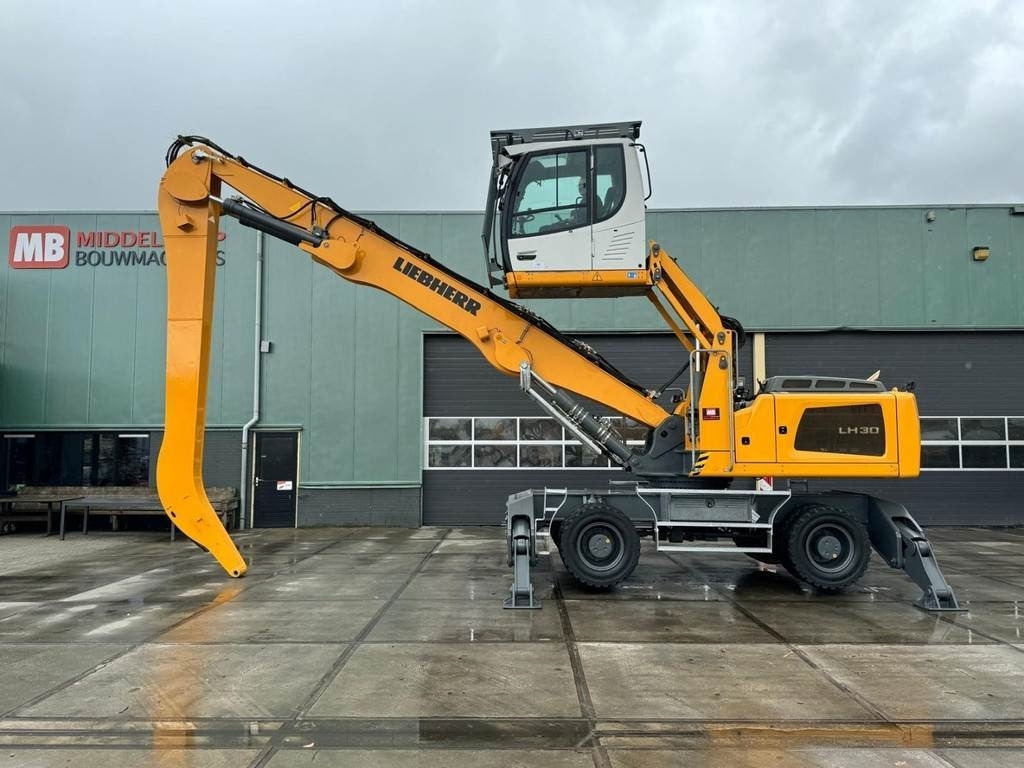 Liebherr LH 30 M - 폐기물/ 산업 처리기 : 사진 1 Liebherr LH 30 M - 폐기물/ 산업 처리기 : 사진 1