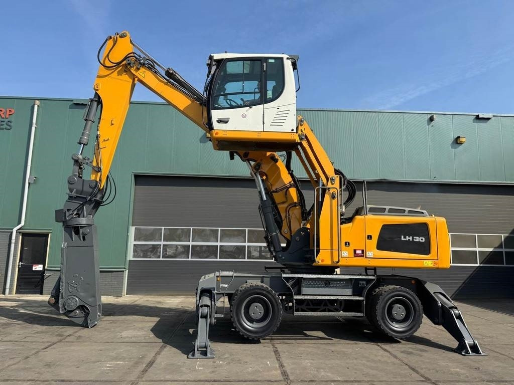 Liebherr LH 30 M - 폐기물/ 산업 처리기 : 사진 1 Liebherr LH 30 M - 폐기물/ 산업 처리기 : 사진 1