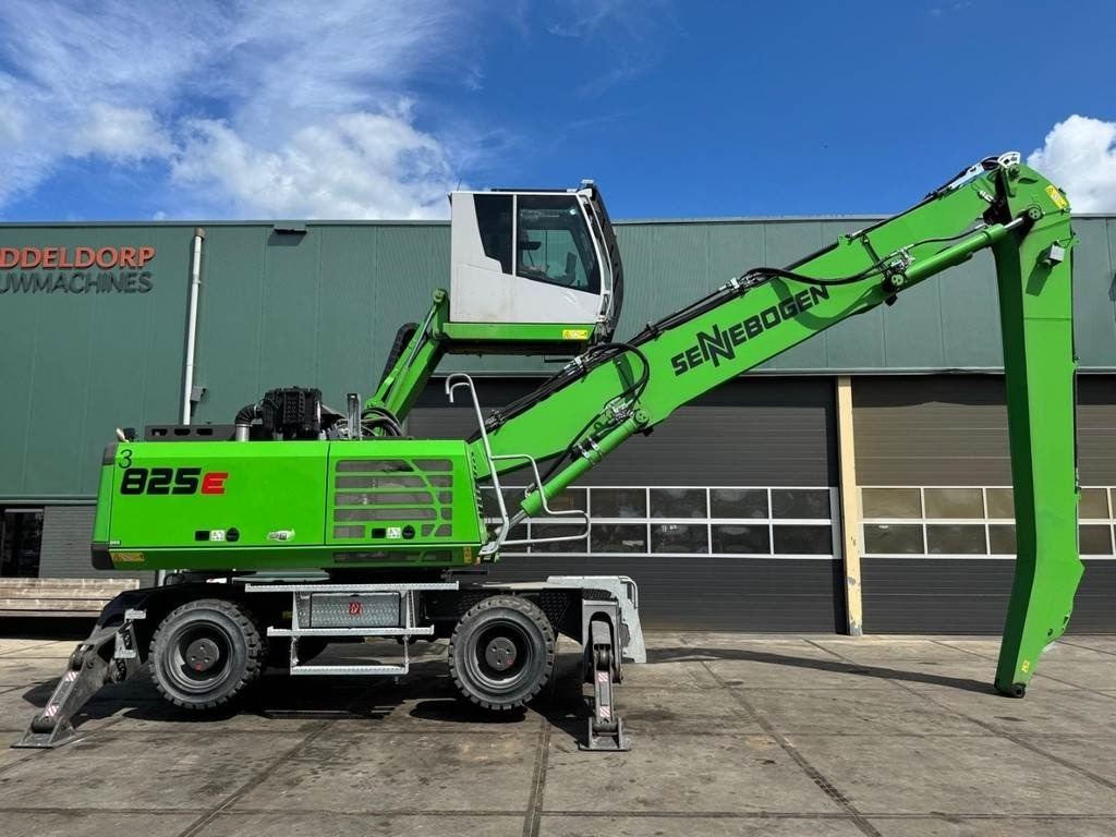 Sennebogen 825M E - 폐기물/ 산업 처리기 : 사진 5 Sennebogen 825M E - 폐기물/ 산업 처리기 : 사진 5