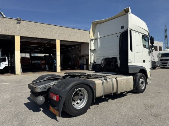 DAF XF 460 SSC, Automatik, EURO6, Standklima - 트랙터 유닛 : 사진 4 DAF XF 460 SSC, Automatik, EURO6, Standklima - 트랙터 유닛 : 사진 4