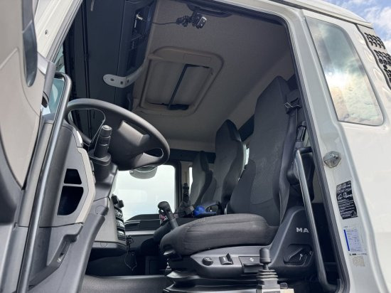 덤프트럭, 크레인 트럭 MAN TGS 26.430 6x4 3-Seitenkipper,  HMF 2020K-RC Heckkran abnehmbar, : 사진 11