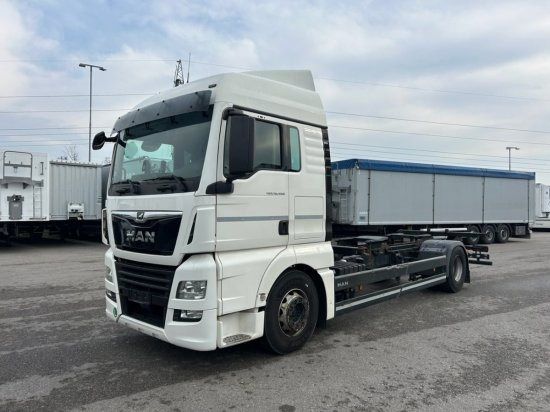 MAN TGX 18.460 XLX, 4x2, Euro 6, Standklima - 컨테이너 운반 장치/ 스와프 보디 트럭 : 사진 1 MAN TGX 18.460 XLX, 4x2, Euro 6, Standklima - 컨테이너 운반 장치/ 스와프 보디 트럭 : 사진 1