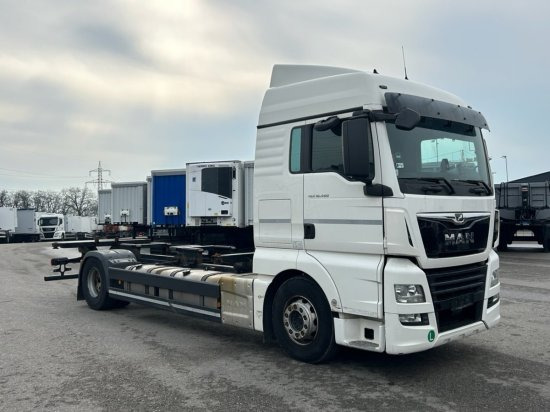 MAN TGX 18.460 XLX, 4x2, Euro 6, Standklima - 컨테이너 운반 장치/ 스와프 보디 트럭 : 사진 3 MAN TGX 18.460 XLX, 4x2, Euro 6, Standklima - 컨테이너 운반 장치/ 스와프 보디 트럭 : 사진 3