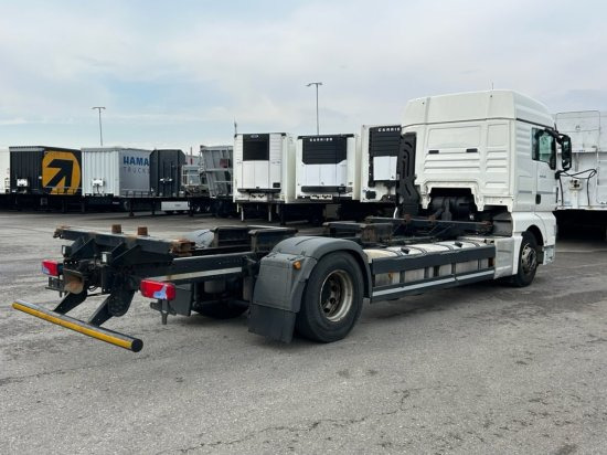 MAN TGX 18.460 XLX, 4x2, Euro 6, Standklima - 컨테이너 운반 장치/ 스와프 보디 트럭 : 사진 4 MAN TGX 18.460 XLX, 4x2, Euro 6, Standklima - 컨테이너 운반 장치/ 스와프 보디 트럭 : 사진 4