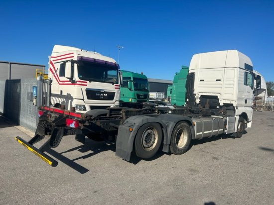 MAN TGX 26.440 BDF, XXL, Retarder, Automatik, E6, Liftachse, Motorschaden, Kurbelwellenschaden - 컨테이너 운반 장치/ 스와프 보디 트럭 : 사진 4 MAN TGX 26.440 BDF, XXL, Retarder, Automatik, E6, Liftachse, Motorschaden, Kurbelwellenschaden - 컨테이너 운반 장치/ 스와프 보디 트럭 : 사진 4