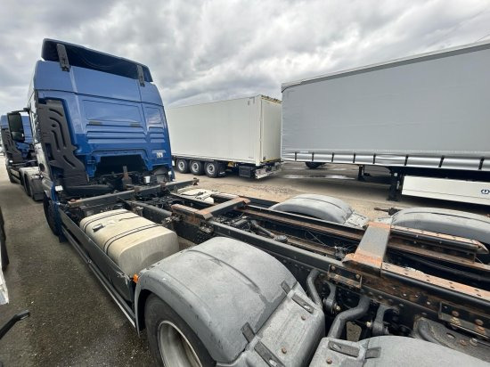 MAN TGX 26.440 XLX 6x2 Liftachse, Euro 6, Motorschaden - 컨테이너 운반 장치/ 스와프 보디 트럭 : 사진 4 MAN TGX 26.440 XLX 6x2 Liftachse, Euro 6, Motorschaden - 컨테이너 운반 장치/ 스와프 보디 트럭 : 사진 4