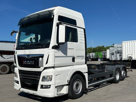 MAN TGX 26.470 XXL, 6x2, Liftachse, EURO6, Intarder, - 컨테이너 운반 장치/ 스와프 보디 트럭 : 사진 1 MAN TGX 26.470 XXL, 6x2, Liftachse, EURO6, Intarder, - 컨테이너 운반 장치/ 스와프 보디 트럭 : 사진 1