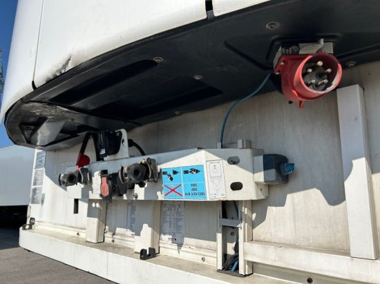 등온 세미 트레일러 Schmitz SCB S3B Kühlauflieger, TK SLXe 400, Liftachse, Doppelstock, Blumenbreite : 사진 10 등온 세미 트레일러 Schmitz SCB S3B Kühlauflieger, TK SLXe 400, Liftachse, Doppelstock, Blumenbreite : 사진 10