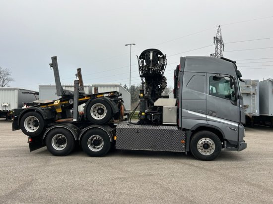 Volvo FH 16 650 6x4 Langholzzug + Doll M2K-9L Nachläufer mit Palfinger Epsilon S260C96, I-Shift, Retarder, - 목재 트럭, 크레인 트럭 : 사진 4 Volvo FH 16 650 6x4 Langholzzug + Doll M2K-9L Nachläufer mit Palfinger Epsilon S260C96, I-Shift, Retarder, - 목재 트럭, 크레인 트럭 : 사진 4