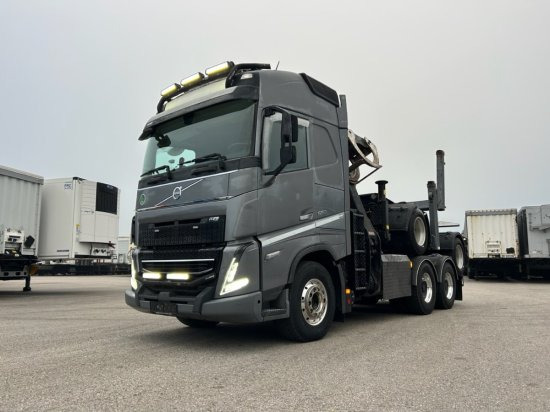 Volvo FH 16 650 6x4 Langholzzug + Doll M2K-9L Nachläufer mit Palfinger Epsilon S260C96, I-Shift, Retarder, - 목재 트럭, 크레인 트럭 : 사진 1 Volvo FH 16 650 6x4 Langholzzug + Doll M2K-9L Nachläufer mit Palfinger Epsilon S260C96, I-Shift, Retarder, - 목재 트럭, 크레인 트럭 : 사진 1