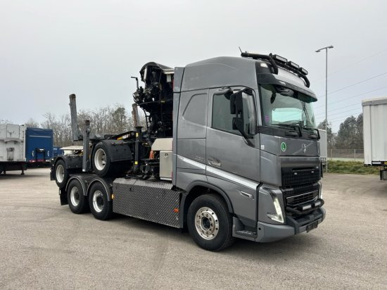 Volvo FH 16 650 6x4 Langholzzug + Doll M2K-9L Nachläufer mit Palfinger Epsilon S260C96, I-Shift, Retarder, - 목재 트럭, 크레인 트럭 : 사진 3 Volvo FH 16 650 6x4 Langholzzug + Doll M2K-9L Nachläufer mit Palfinger Epsilon S260C96, I-Shift, Retarder, - 목재 트럭, 크레인 트럭 : 사진 3