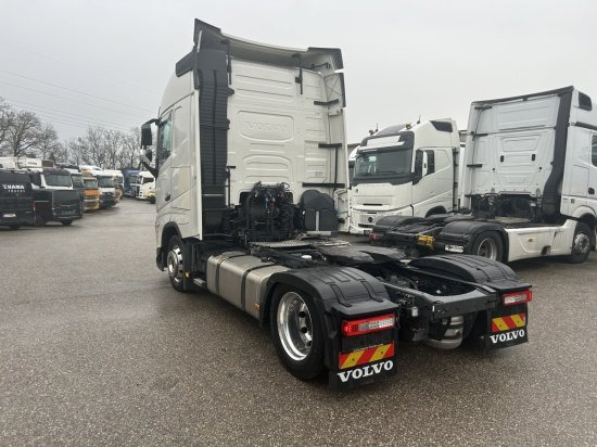 Volvo FH 500 XL, Alufelgen, Standklima, Voll-Luft - 트랙터 유닛 : 사진 4 Volvo FH 500 XL, Alufelgen, Standklima, Voll-Luft - 트랙터 유닛 : 사진 4