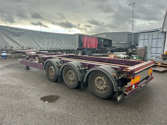 Web Trailer LPRS24 Heckschieber 1x20 ft 2x20 ft 1x40 ft - 컨테이너 운반 장치/ 스와프 보디 세미 트레일러 : 사진 4 Web Trailer LPRS24 Heckschieber 1x20 ft 2x20 ft 1x40 ft - 컨테이너 운반 장치/ 스와프 보디 세미 트레일러 : 사진 4