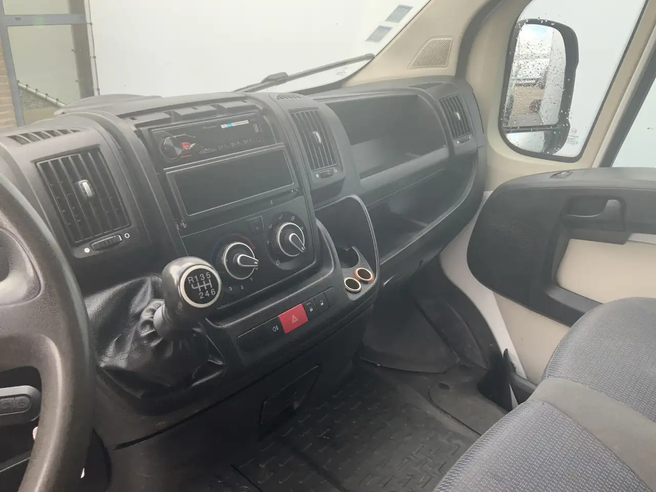 Citroen Jumper 35 2.2 HDI L4H3 Maxi (motor lampje brand !!) Airco - 패널 밴 : 사진 5 Citroen Jumper 35 2.2 HDI L4H3 Maxi (motor lampje brand !!) Airco - 패널 밴 : 사진 5