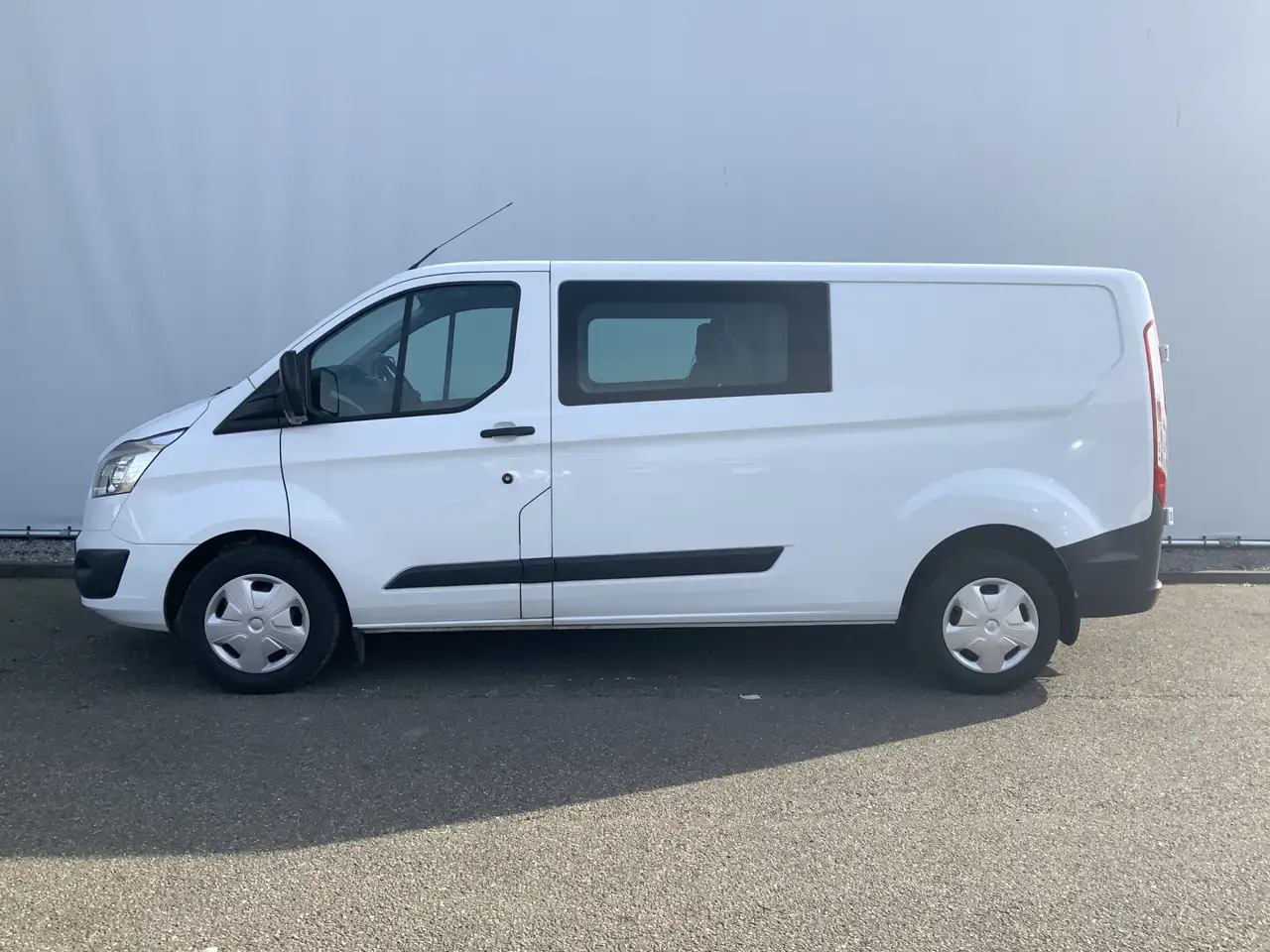Ford Transit Custom 290 2.0 TDCI L2H1 6 Zits Trend DC Airco Cruise Tre - 콤비 밴 : 사진 3 Ford Transit Custom 290 2.0 TDCI L2H1 6 Zits Trend DC Airco Cruise Tre - 콤비 밴 : 사진 3