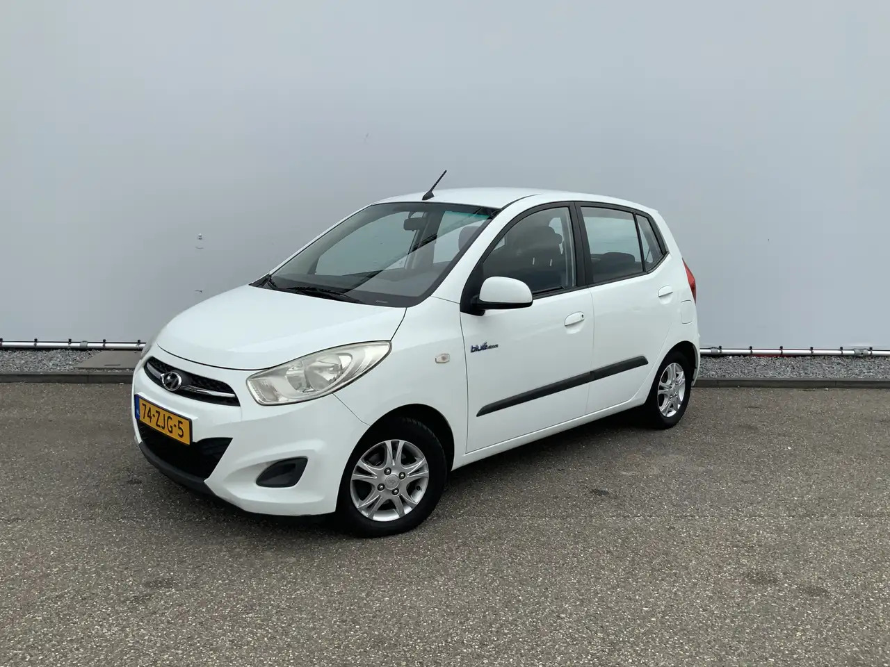 Hyundai i10 1.0 Pro 54083 KM! Airco, Lichtmetalen Wielen! - 해치백 : 사진 1 Hyundai i10 1.0 Pro 54083 KM! Airco, Lichtmetalen Wielen! - 해치백 : 사진 1