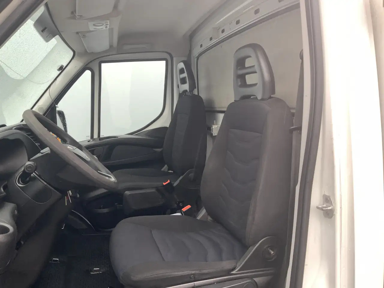 Iveco Daily 35S12 2.3 345 VriesAuto 10 deuren _40 gr onder 0, - 냉동 밴 : 사진 3 Iveco Daily 35S12 2.3 345 VriesAuto 10 deuren _40 gr onder 0, - 냉동 밴 : 사진 3
