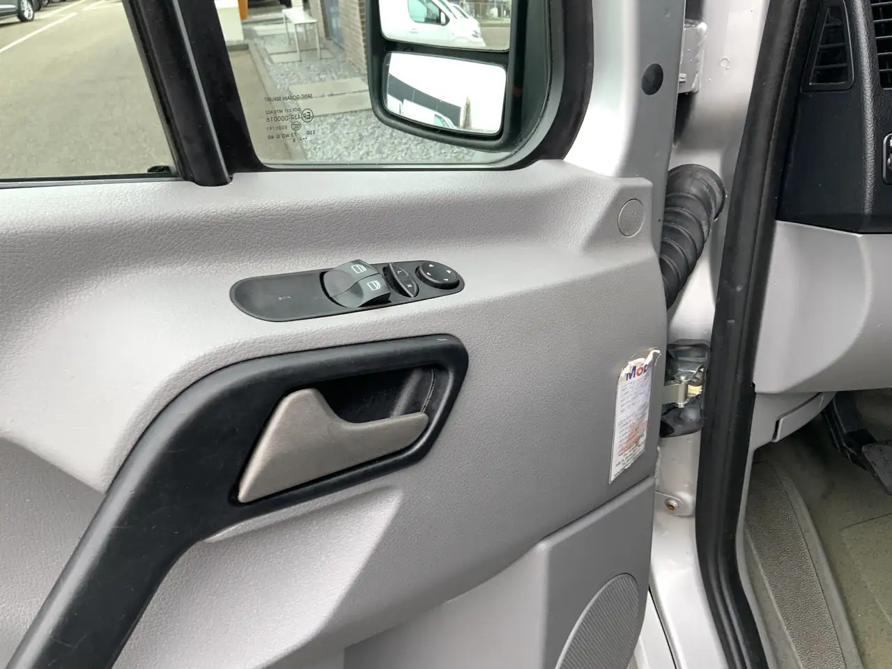 Mercedes-Benz Sprinter 213 2.2 CDI 325 L1H1 Airco Cruise Euro 4 - 패널 밴 : 사진 5 Mercedes-Benz Sprinter 213 2.2 CDI 325 L1H1 Airco Cruise Euro 4 - 패널 밴 : 사진 5