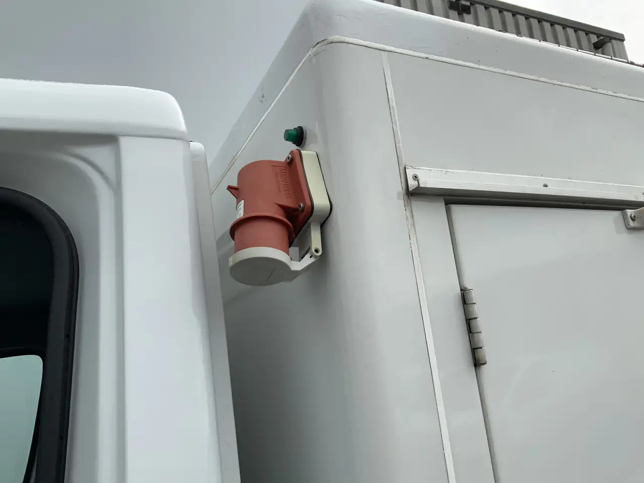 Mercedes-Benz Sprinter 311 2.2 CDI 366 40 gr _0 ijswagen 10 Deuren Euro 6 - 냉동 밴 : 사진 4 Mercedes-Benz Sprinter 311 2.2 CDI 366 40 gr _0 ijswagen 10 Deuren Euro 6 - 냉동 밴 : 사진 4