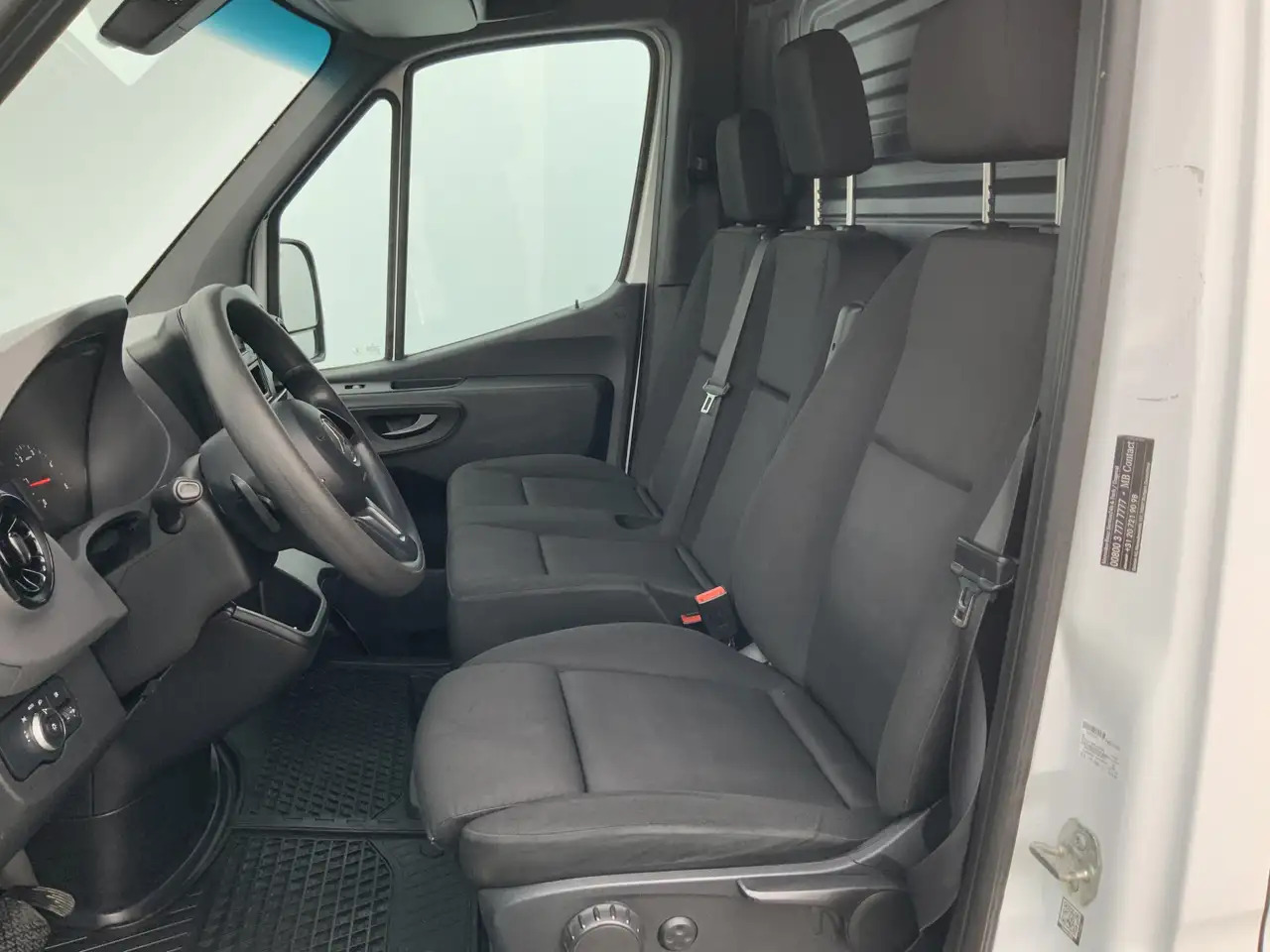 Mercedes-Benz Sprinter 311 2.2 CDI L2H2 Automaat Airco 3 Zits Imperiaal T - 패널 밴 : 사진 4 Mercedes-Benz Sprinter 311 2.2 CDI L2H2 Automaat Airco 3 Zits Imperiaal T - 패널 밴 : 사진 4