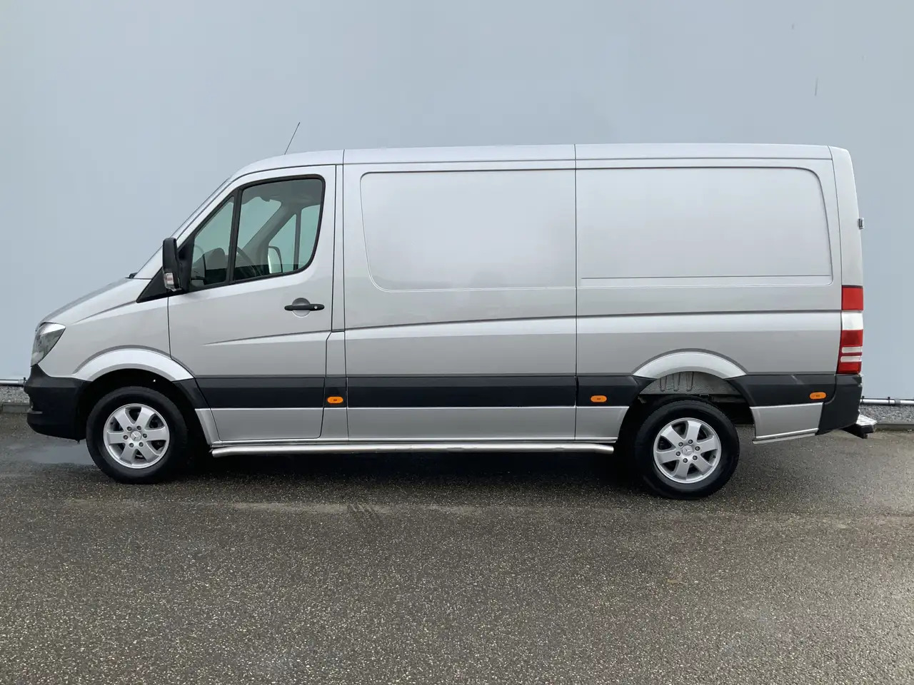Mercedes-Benz Sprinter 313 2.2 CDI 366 HDAirco Alu Velg Side Bar Trekhaak - 패널 밴 : 사진 3 Mercedes-Benz Sprinter 313 2.2 CDI 366 HDAirco Alu Velg Side Bar Trekhaak - 패널 밴 : 사진 3