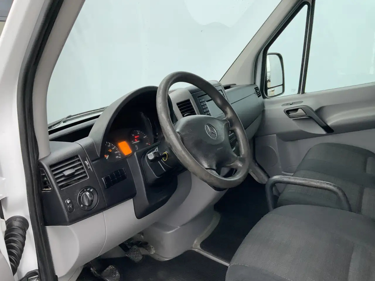 Mercedes-Benz Sprinter 313 2.2 CDI 366 L2 H2 Airco Camera 3Zits Trekhaak - 패널 밴 : 사진 5 Mercedes-Benz Sprinter 313 2.2 CDI 366 L2 H2 Airco Camera 3Zits Trekhaak - 패널 밴 : 사진 5