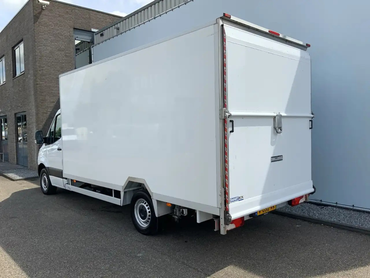 Mercedes-Benz Sprinter 314 2.2 CDI 432 Automaat Meubelbak & Klep Veer Air - 박스 밴 : 사진 5 Mercedes-Benz Sprinter 314 2.2 CDI 432 Automaat Meubelbak & Klep Veer Air - 박스 밴 : 사진 5