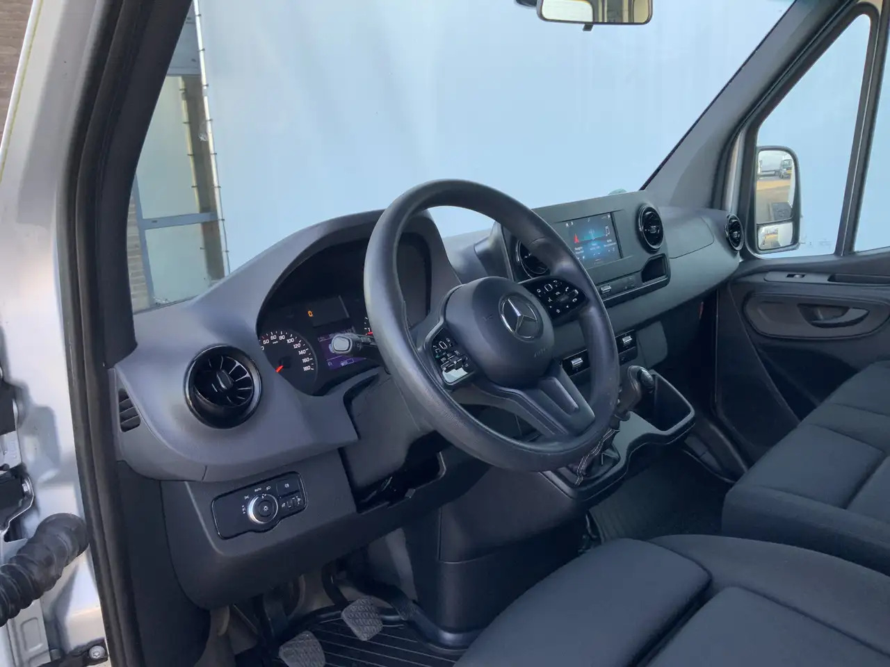 Mercedes-Benz Sprinter 314 2.2 CDI L2H2 Airco Cruise 3 Zits Trekhaak 2000 - 패널 밴 : 사진 4 Mercedes-Benz Sprinter 314 2.2 CDI L2H2 Airco Cruise 3 Zits Trekhaak 2000 - 패널 밴 : 사진 4