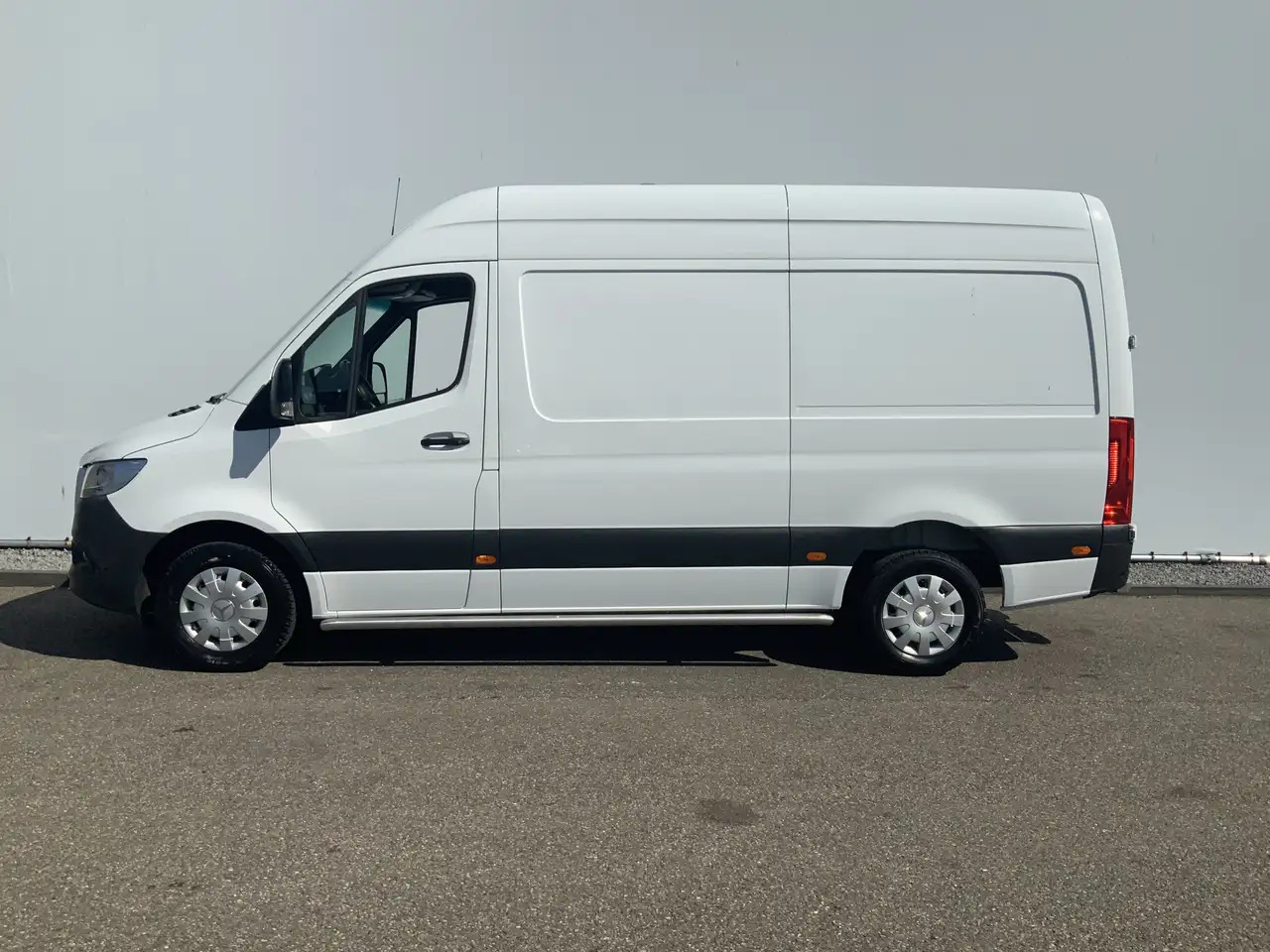 Mercedes-Benz Sprinter 316 2.2 CDI L2H2 DC Automaat Cruise Airco 3 Zits W - 패널 밴 : 사진 3 Mercedes-Benz Sprinter 316 2.2 CDI L2H2 DC Automaat Cruise Airco 3 Zits W - 패널 밴 : 사진 3