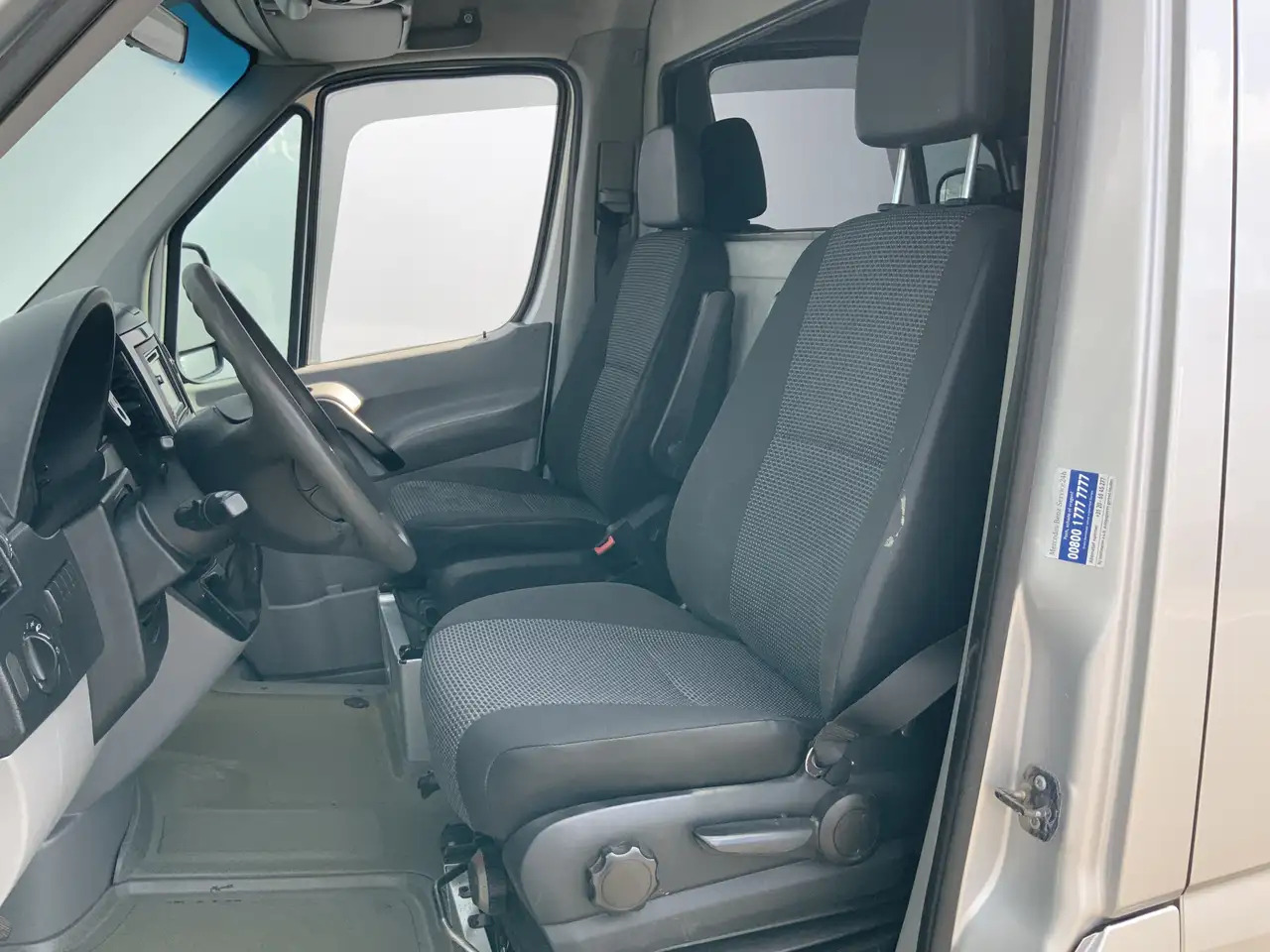 Mercedes-Benz Sprinter 318 3.0 CDI 366 L2 H2 Automaat Airco Cruise Camera - 패널 밴 : 사진 4 Mercedes-Benz Sprinter 318 3.0 CDI 366 L2 H2 Automaat Airco Cruise Camera - 패널 밴 : 사진 4