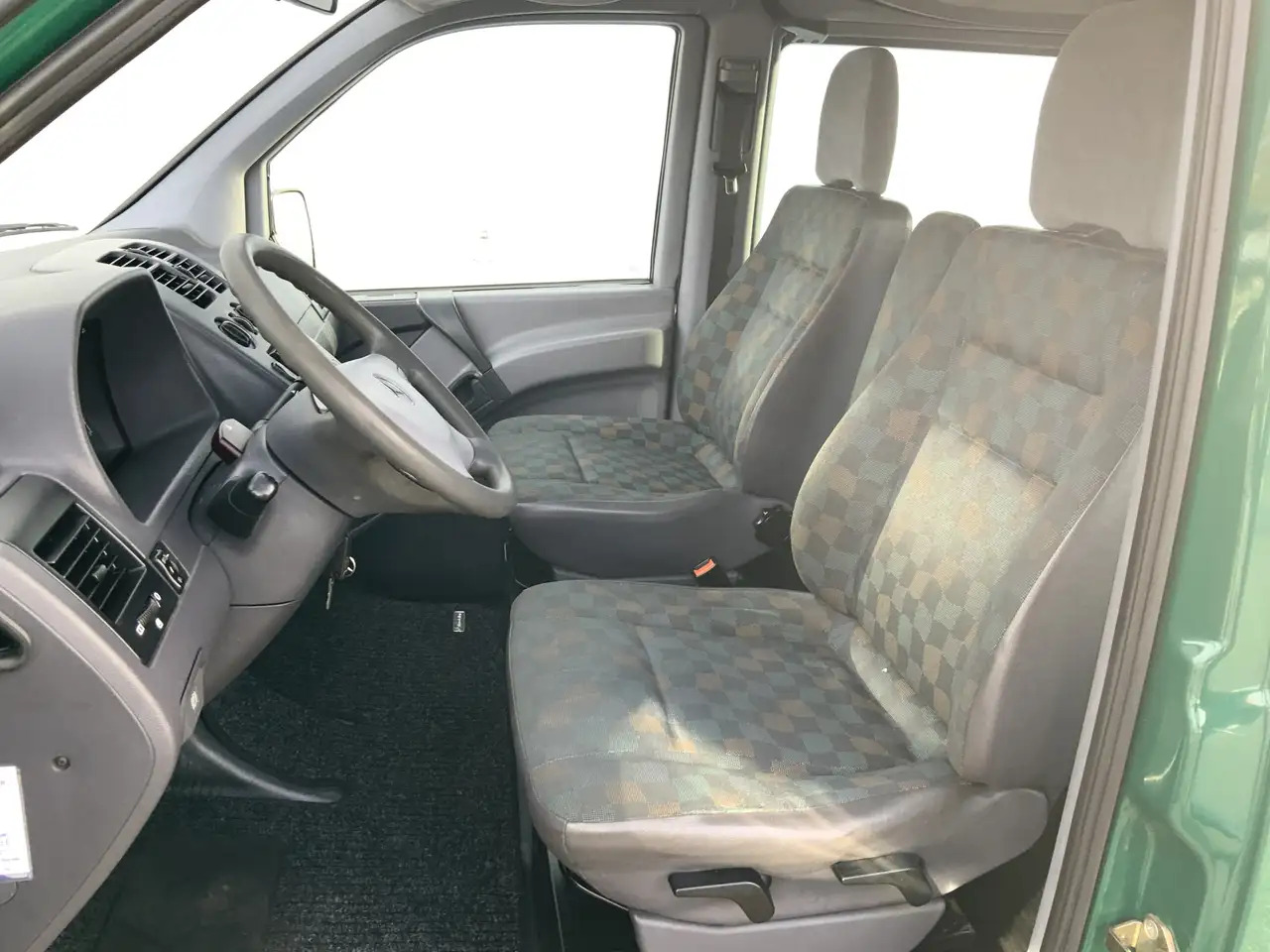 Mercedes-Benz Vito 108 CDI Dub Cab 5 Zits Airco Trekhaak 2000 kg Came - 콤비 밴 : 사진 4 Mercedes-Benz Vito 108 CDI Dub Cab 5 Zits Airco Trekhaak 2000 kg Came - 콤비 밴 : 사진 4