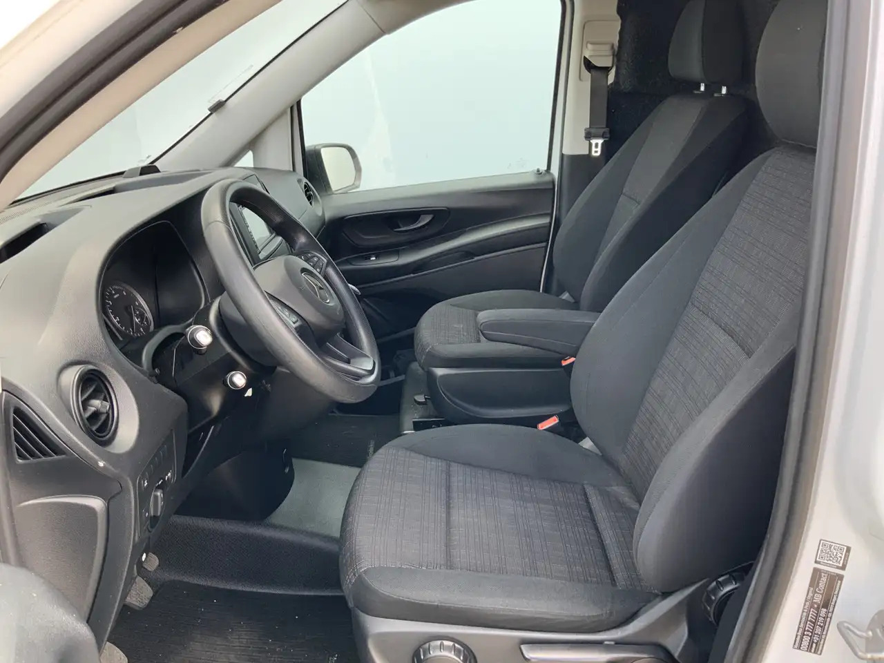 Mercedes-Benz Vito 110 CDI L2 Airco Cruise Navi Scherm Dakrail Euro 6 - 소형 밴 : 사진 4 Mercedes-Benz Vito 110 CDI L2 Airco Cruise Navi Scherm Dakrail Euro 6 - 소형 밴 : 사진 4