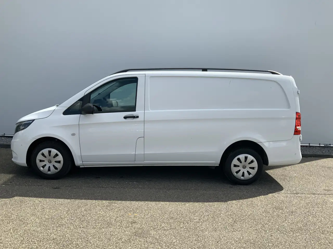 Mercedes-Benz Vito 110 CDI L2 Airco Cruise Navi Scherm Dakrail Euro 6 - 소형 밴 : 사진 3 Mercedes-Benz Vito 110 CDI L2 Airco Cruise Navi Scherm Dakrail Euro 6 - 소형 밴 : 사진 3