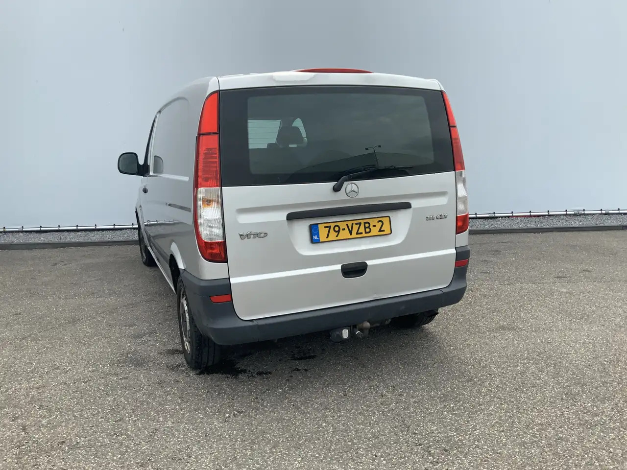 Mercedes-Benz Vito 111 CDI 320 Lang Verstuiver lek Airco Cruise 3 Zit - 소형 밴 : 사진 2 Mercedes-Benz Vito 111 CDI 320 Lang Verstuiver lek Airco Cruise 3 Zit - 소형 밴 : 사진 2