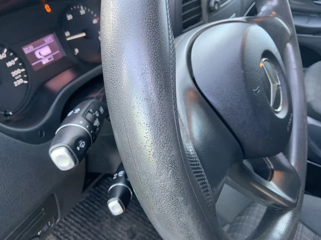 Mercedes-Benz Vito 114 CDI Airco Cruise Euro 5 - 패널 밴 : 사진 4 Mercedes-Benz Vito 114 CDI Airco Cruise Euro 5 - 패널 밴 : 사진 4