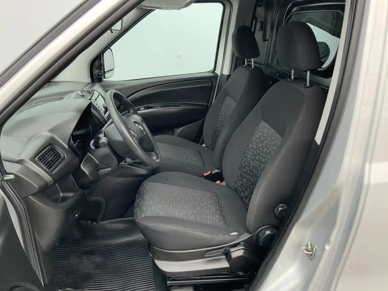 Opel Combo 1.3 CDTi L1H1 Edition Airco Euro 6 - 소형 밴 : 사진 4 Opel Combo 1.3 CDTi L1H1 Edition Airco Euro 6 - 소형 밴 : 사진 4
