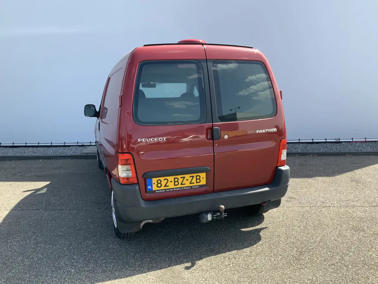 Peugeot Partner 170C 1.4 Avantage Benzine Trekhaak 900 kg Elec Raa - 소형 밴 : 사진 2 Peugeot Partner 170C 1.4 Avantage Benzine Trekhaak 900 kg Elec Raa - 소형 밴 : 사진 2