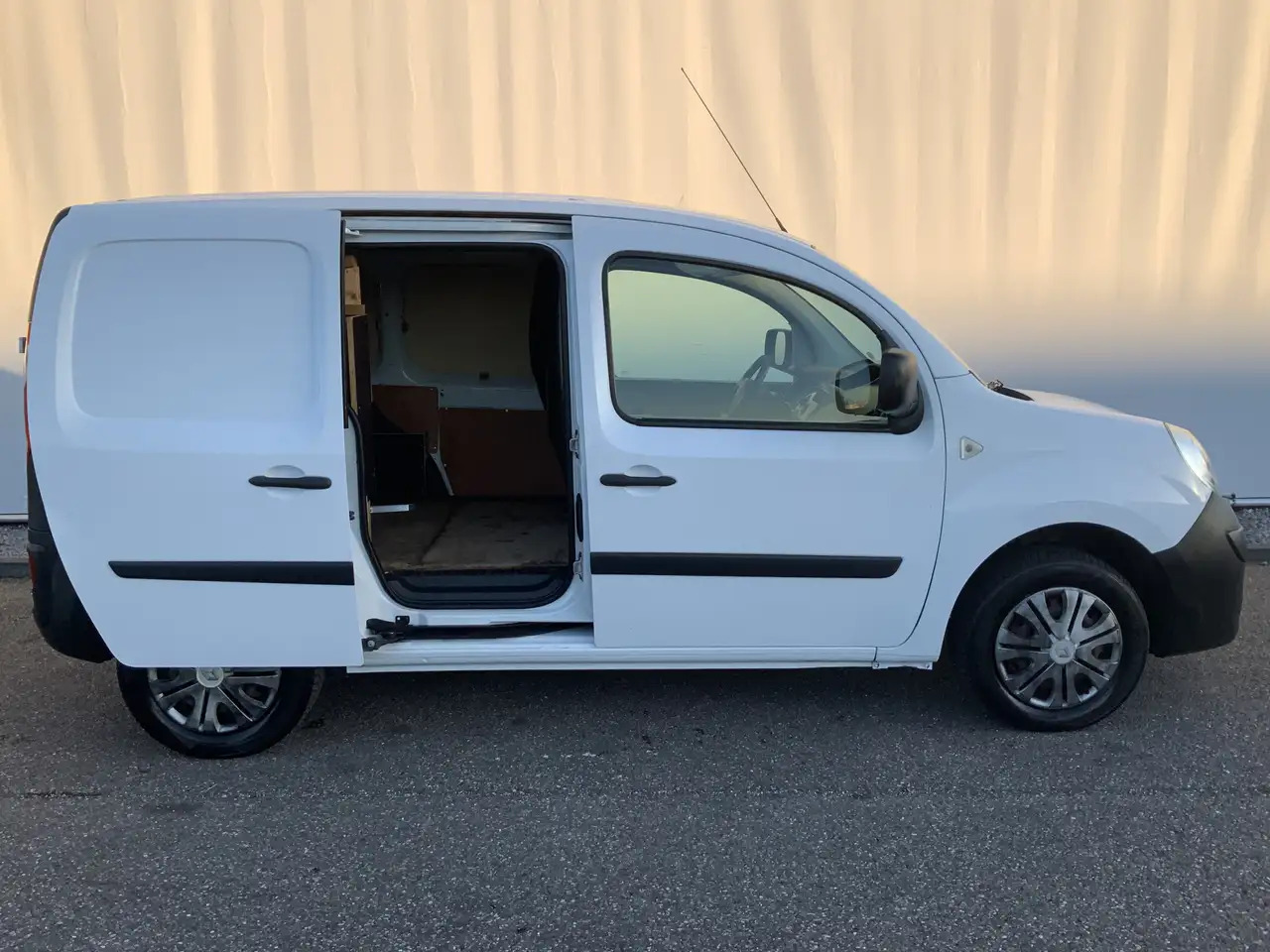 리스 Renault Kangoo Express 1.5 dCi 70 Express Comfort Airco Trekhaak Renault Kangoo Express 1.5 dCi 70 Express Comfort Airco Trekhaak : 사진 15