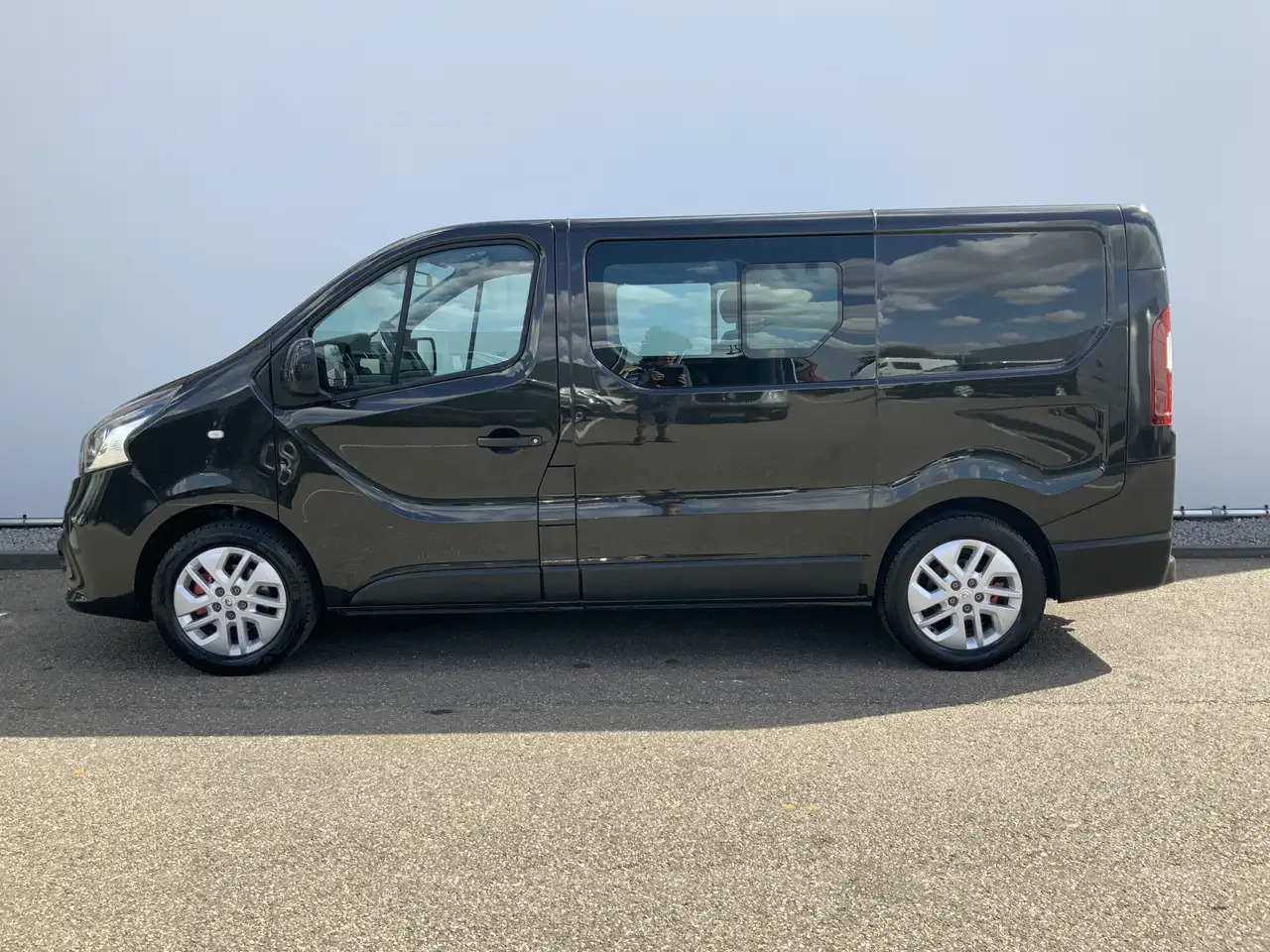 Renault Trafic 1.6 dCi T27 L1H1 Dub Cab Airco Cruise 6 Zits Alu V - 콤비 밴 : 사진 3 Renault Trafic 1.6 dCi T27 L1H1 Dub Cab Airco Cruise 6 Zits Alu V - 콤비 밴 : 사진 3
