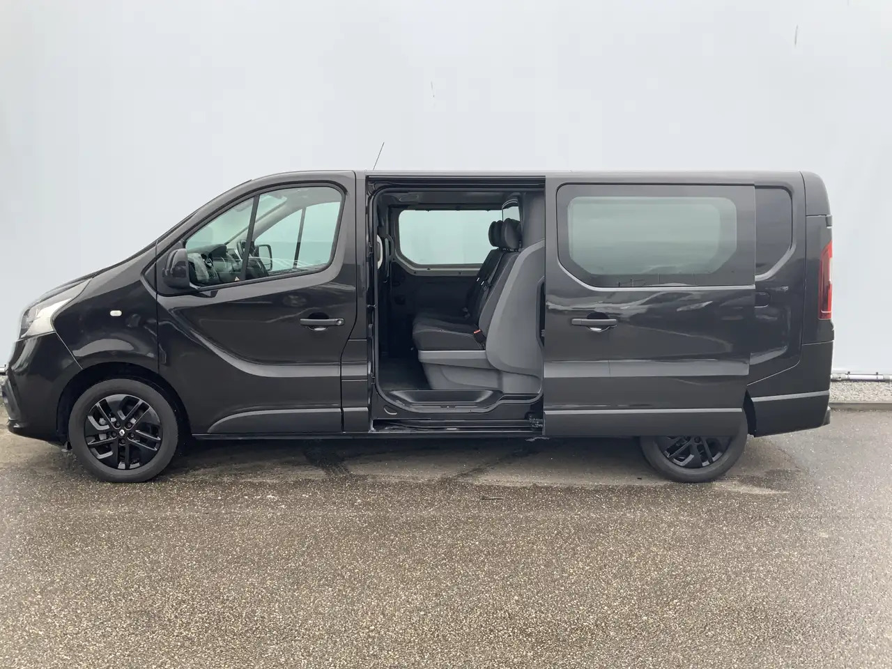 Renault Trafic 1.6 dCi T29 L2H1 Dub Cab 5 Zits Airco Cruise Navi - 콤비 밴 : 사진 5 Renault Trafic 1.6 dCi T29 L2H1 Dub Cab 5 Zits Airco Cruise Navi - 콤비 밴 : 사진 5