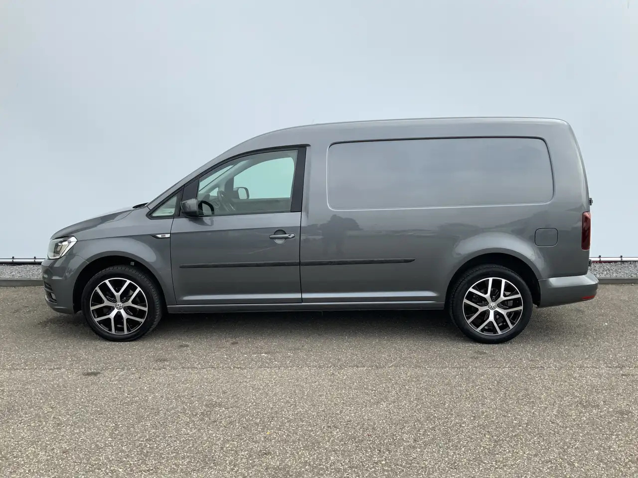 Volkswagen Caddy 2.0 TDI L2H1 AUTOMAAT BMT Maxi Exclusive Edition A - 소형 밴 : 사진 3 Volkswagen Caddy 2.0 TDI L2H1 AUTOMAAT BMT Maxi Exclusive Edition A - 소형 밴 : 사진 3