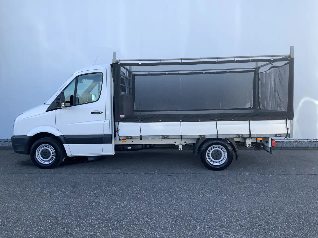Volkswagen Crafter 50 2.0 TDI L2H1Pick Up Airco Cruise Trekhaak 3500 - 플랫베드 밴 : 사진 3 Volkswagen Crafter 50 2.0 TDI L2H1Pick Up Airco Cruise Trekhaak 3500 - 플랫베드 밴 : 사진 3