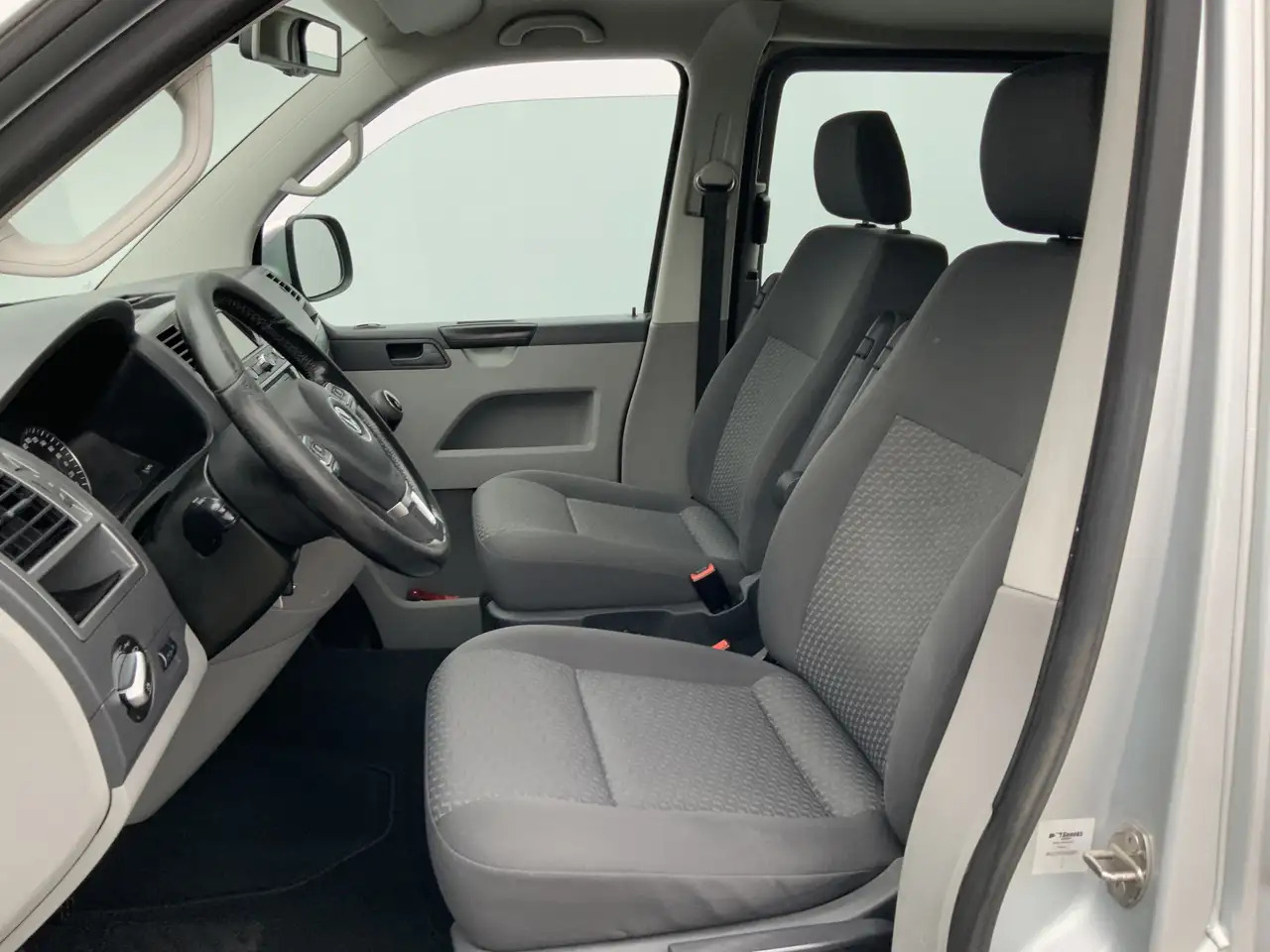 Volkswagen T5 Transporter MARGE 2.0 TDI L2H1 Dub Cab Airco Cruise Alu Velg S - 콤비 밴 : 사진 4 Volkswagen T5 Transporter MARGE 2.0 TDI L2H1 Dub Cab Airco Cruise Alu Velg S - 콤비 밴 : 사진 4