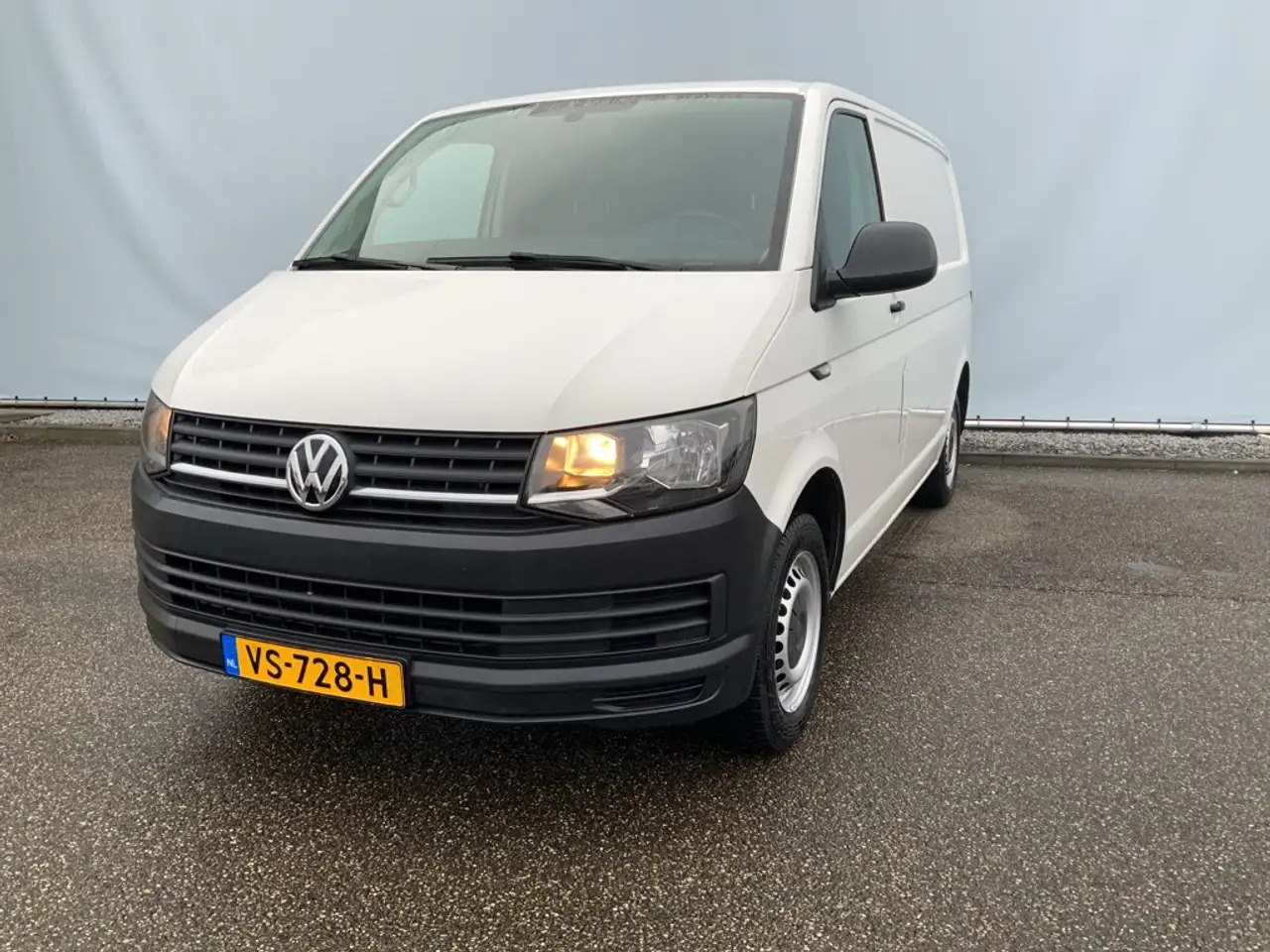 Volkswagen T6 Transporter 2.0 TDI L1H1 Comfortline Airco Navi Trekhaak 2200 - 패널 밴 : 사진 1 Volkswagen T6 Transporter 2.0 TDI L1H1 Comfortline Airco Navi Trekhaak 2200 - 패널 밴 : 사진 1