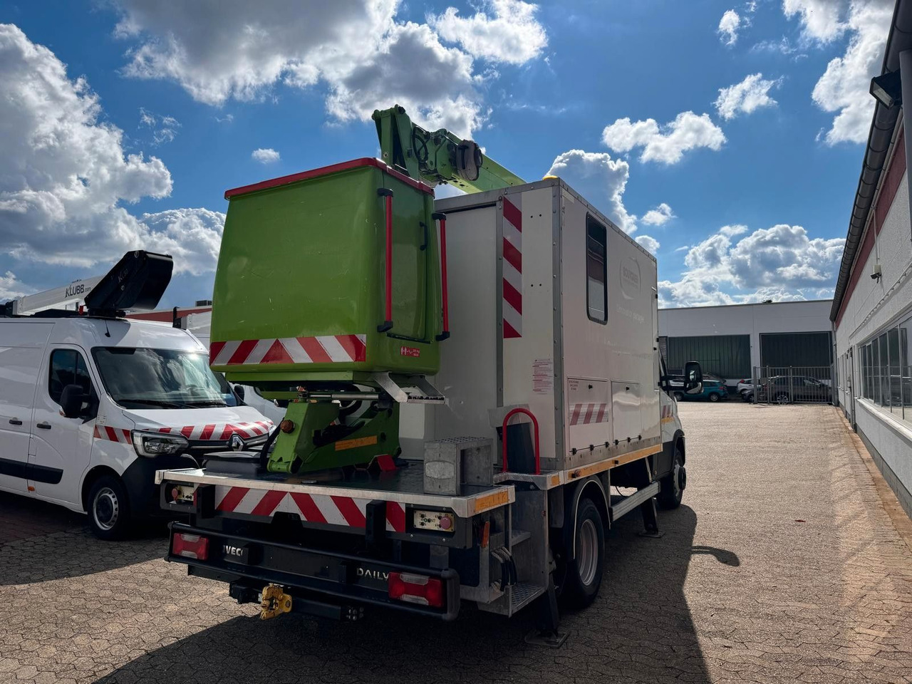 Iveco 70C18 Hubarbeitsbühne France Elevateur 172 CPL - 트럭 탑재 고가작업 플랫폼 : 사진 5 Iveco 70C18 Hubarbeitsbühne France Elevateur 172 CPL - 트럭 탑재 고가작업 플랫폼 : 사진 5
