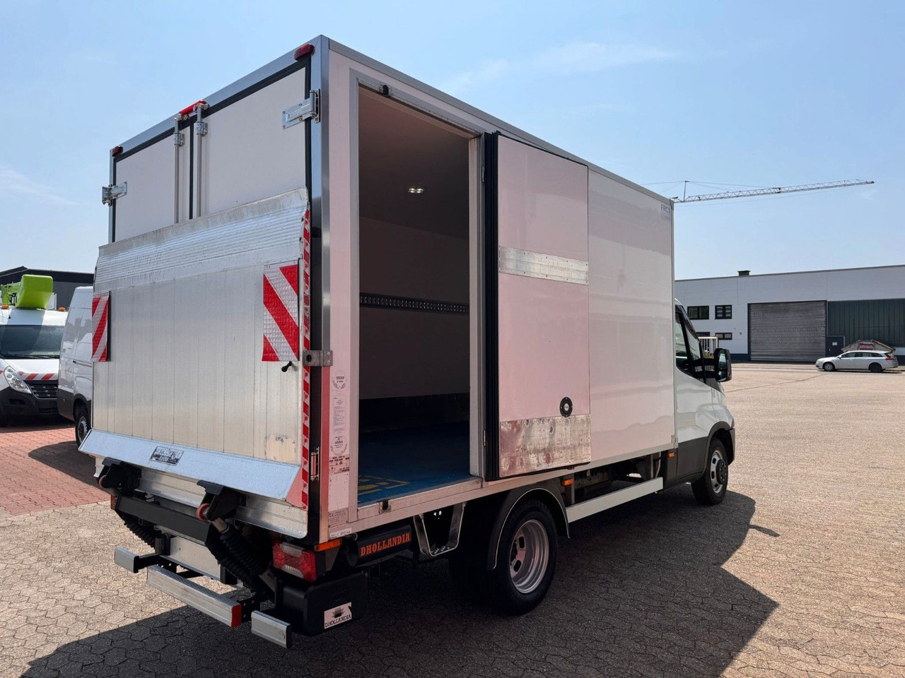 Iveco Daily 35C16 Tiefkühlkoffer Carrier Pulsor350 LWB - 냉동 밴 : 사진 5 Iveco Daily 35C16 Tiefkühlkoffer Carrier Pulsor350 LWB - 냉동 밴 : 사진 5