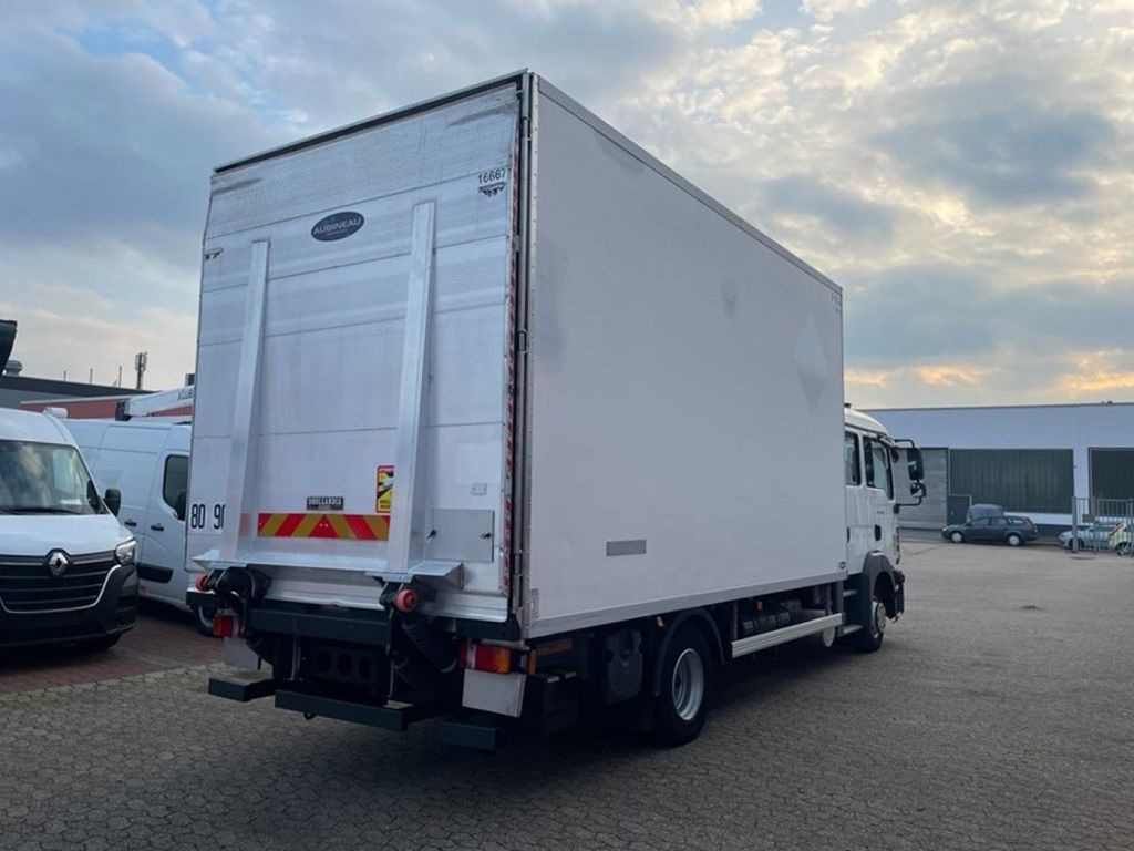 MAN TGL 10.220 Doka Tiefkühlkoffer LBW 1.5t FRA11/24 - 박스 트럭 : 사진 4 MAN TGL 10.220 Doka Tiefkühlkoffer LBW 1.5t FRA11/24 - 박스 트럭 : 사진 4