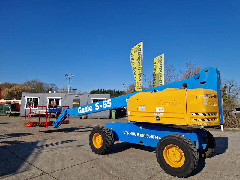Genie S65 4X4 - 텔레스코픽 붐 : 사진 3 Genie S65 4X4 - 텔레스코픽 붐 : 사진 3