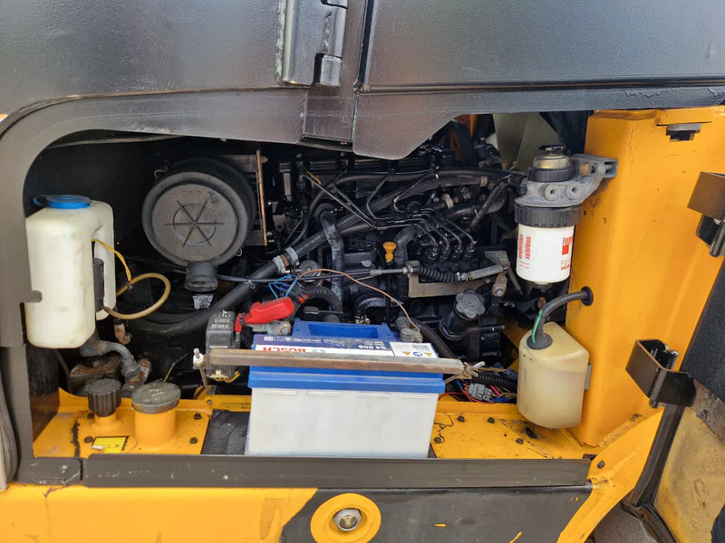 JBC TLT35D Teletruk - 디젤 지게차 : 사진 5 JBC TLT35D Teletruk - 디젤 지게차 : 사진 5